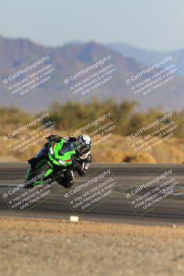 media/Dec-09-2023-SoCal Trackdays (Sat) [[76a8ac2686]]/Turn 15 Set 2 (245pm)/